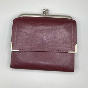 Princess Gardner Vintage Burgundy Leather Coin Pouch Wallet